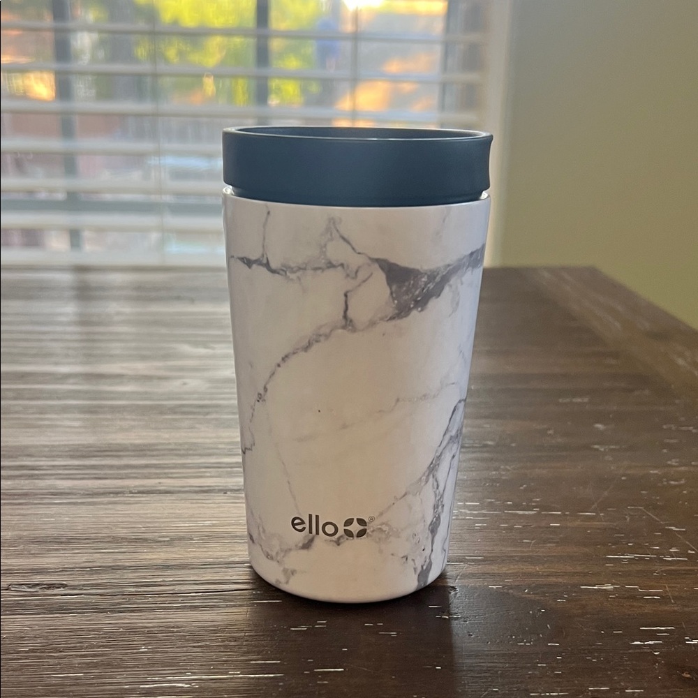 ELLO Marble Travel Mug with Black Lid